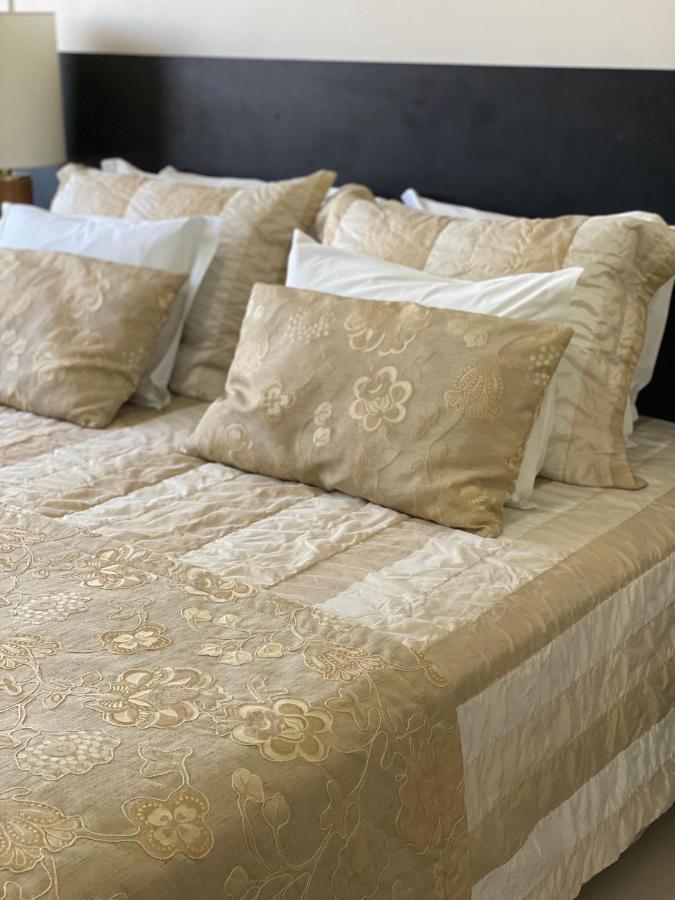 Like Ue Hotel Гоянія Екстер'єр фото