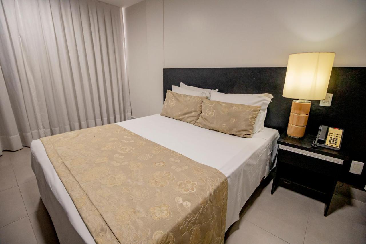 Like Ue Hotel Гоянія Екстер'єр фото